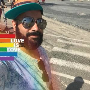 Meet your Posher, Carlos